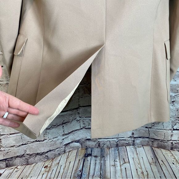 Vintage Levi’s Action Suit Jacket Sport Coat 2Button Tan Cream SEE MEASUREMENTS - Picture 6 of 6